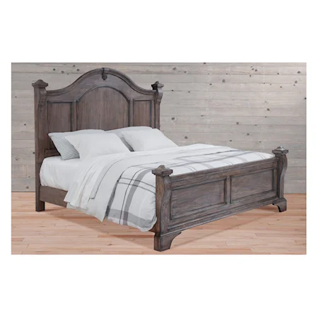 Traditional Queen Poster Bed