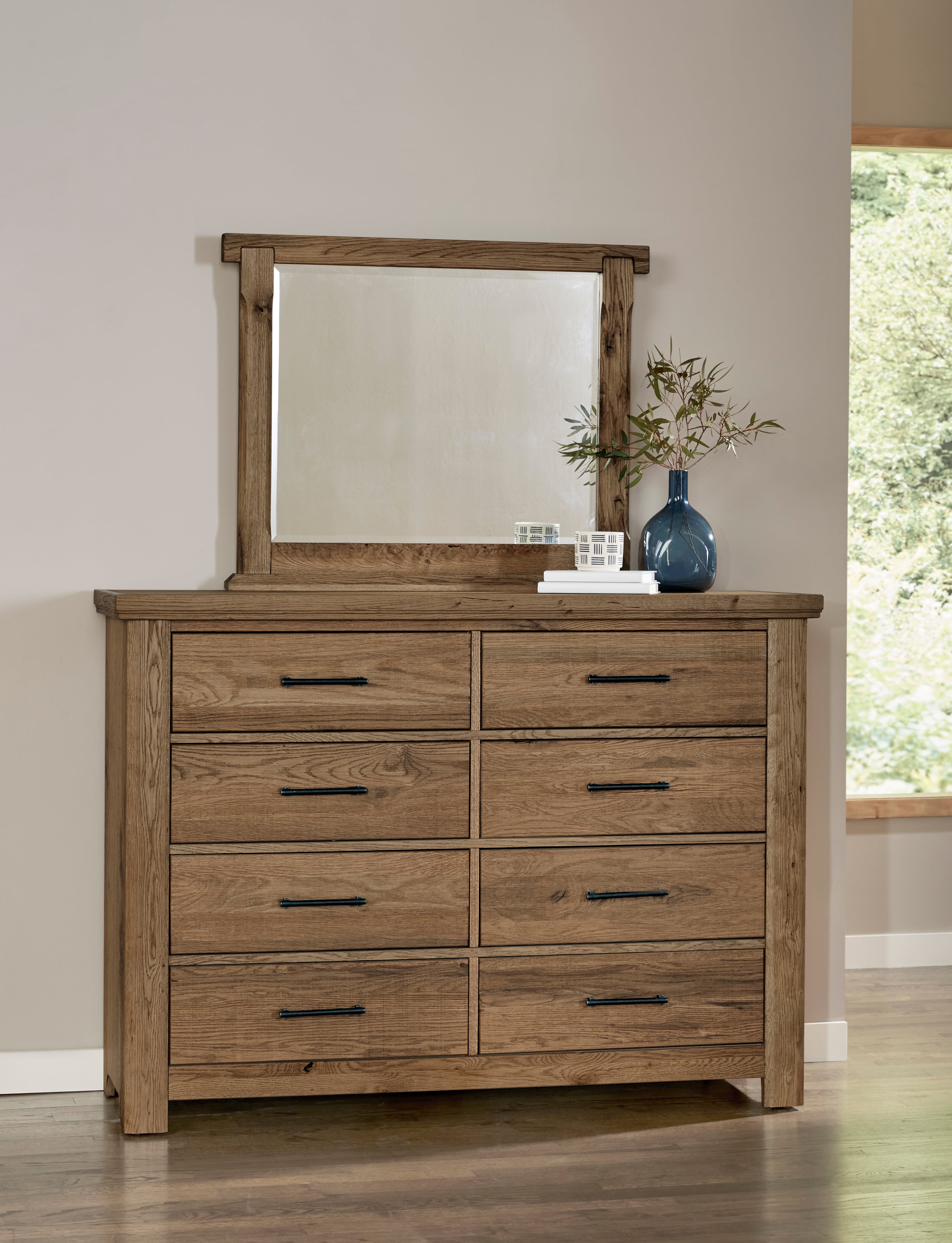 Vaughan Bassett Yellowstone 782002 Transitional Rustic 8Drawer