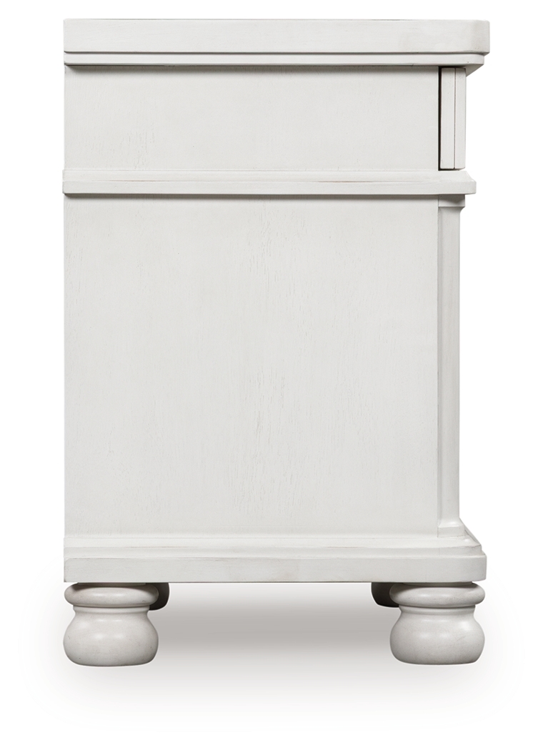 Signature Design by Ashley Rowlenstown 3-Drawer Nightstand