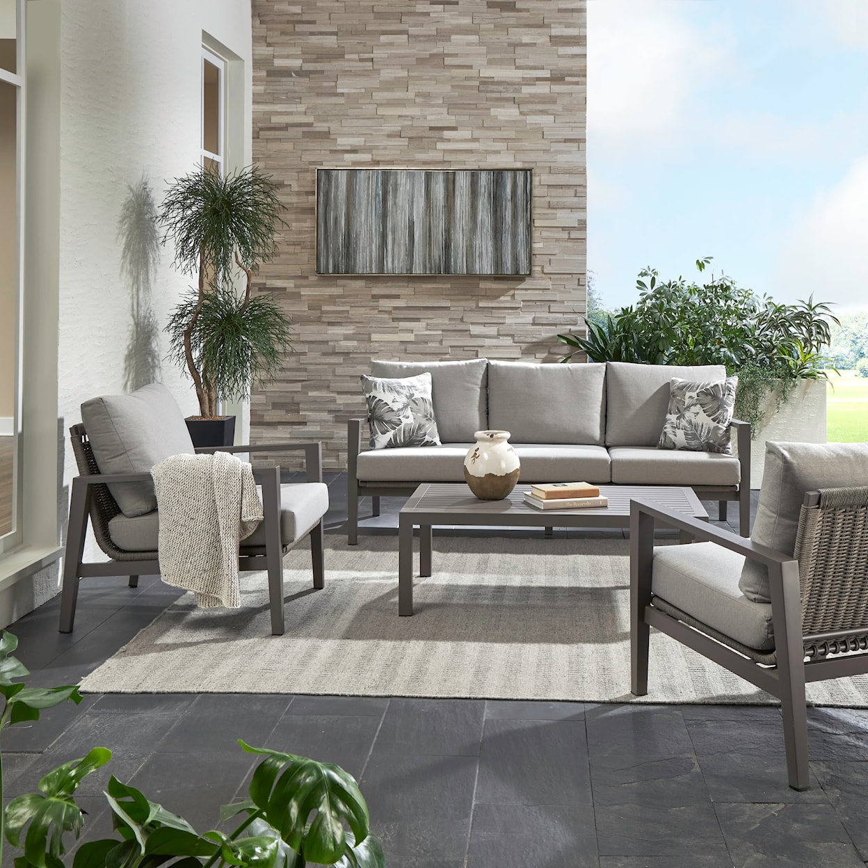 Liberty Furniture Plantation Key 4-Piece Outdoor Seating Set