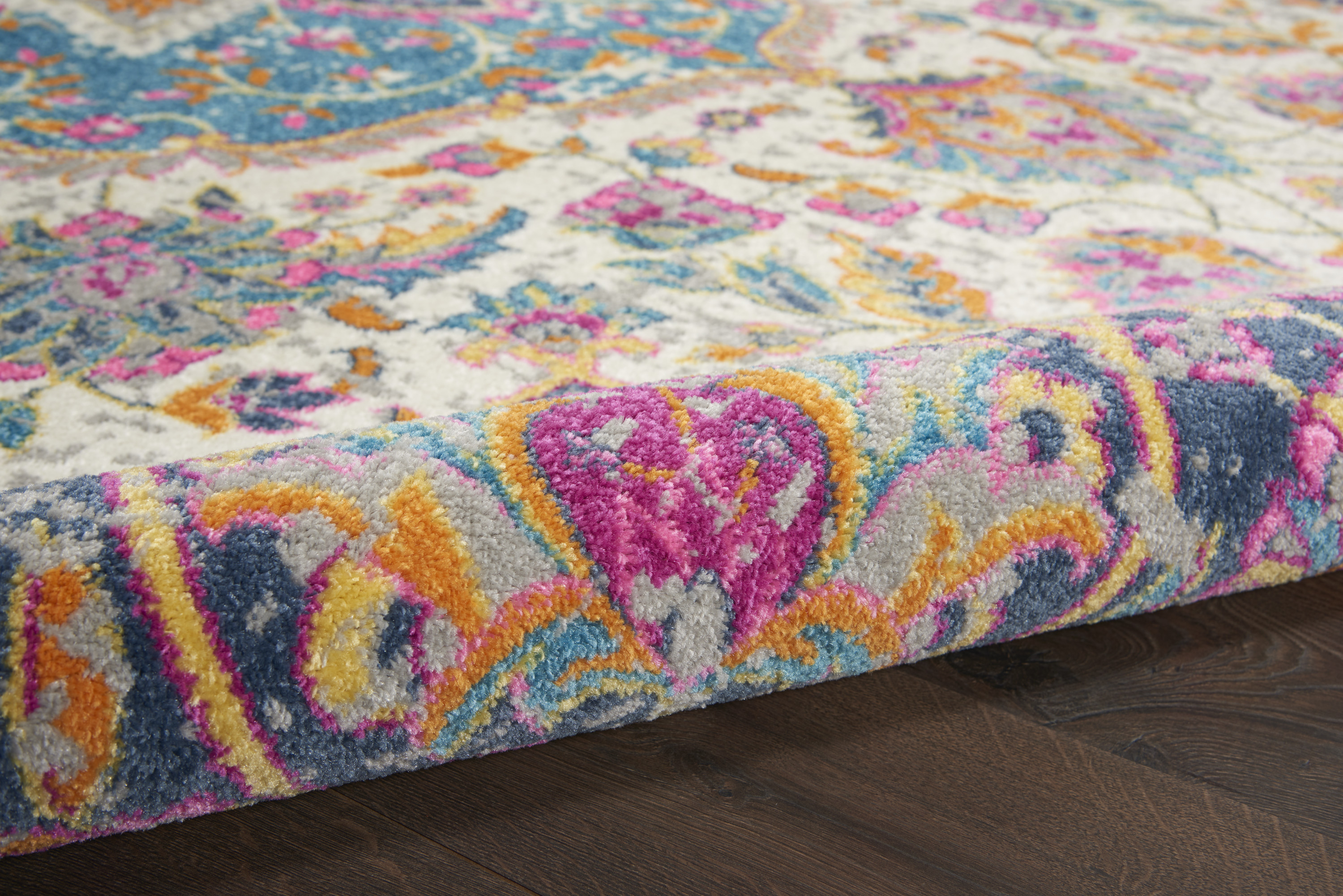 3'9" x 5'9"  Rug