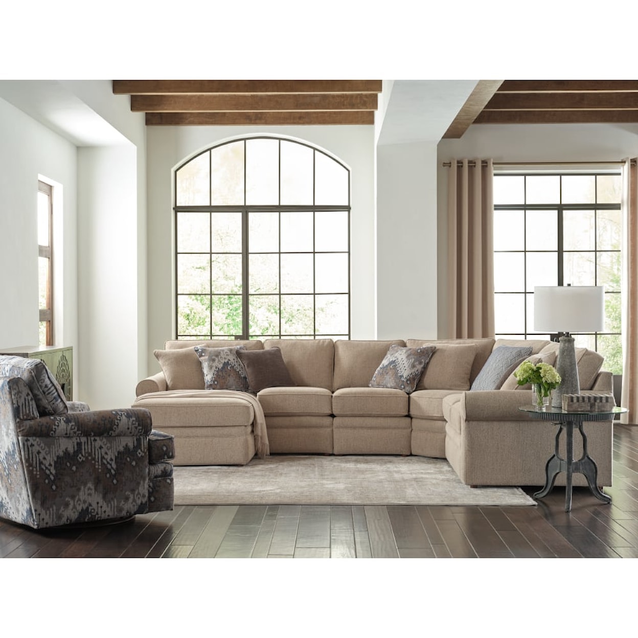 La-Z-Boy Collins Sectional Sofa with Storage Chaise