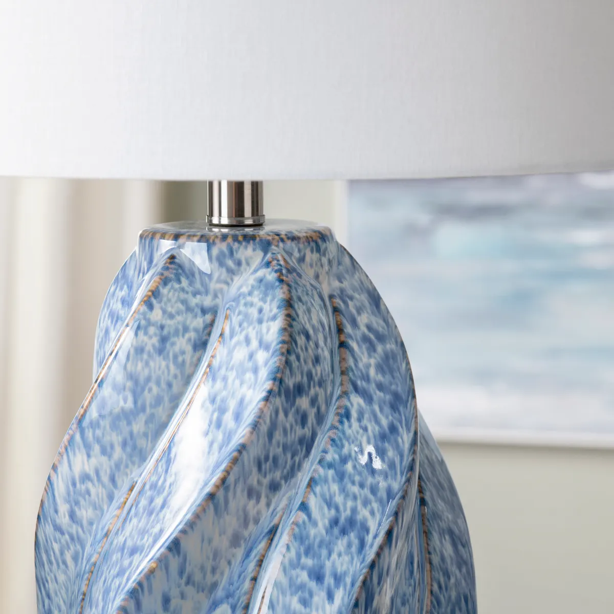 Janice Swirl Table Lamp