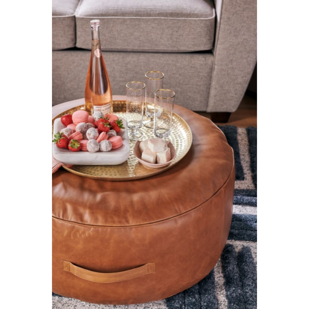 Hammary Hidden Treasures Round Pouf