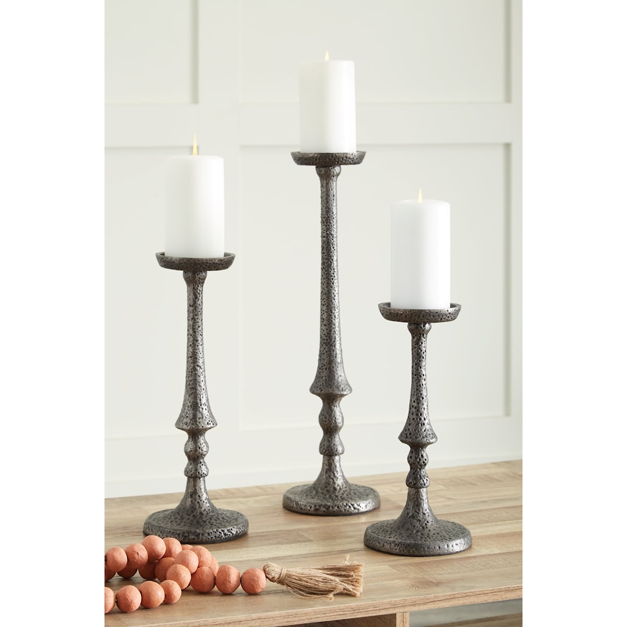Ashley Furniture Signature Design Eravell Candle Holder Set (Set of 3)