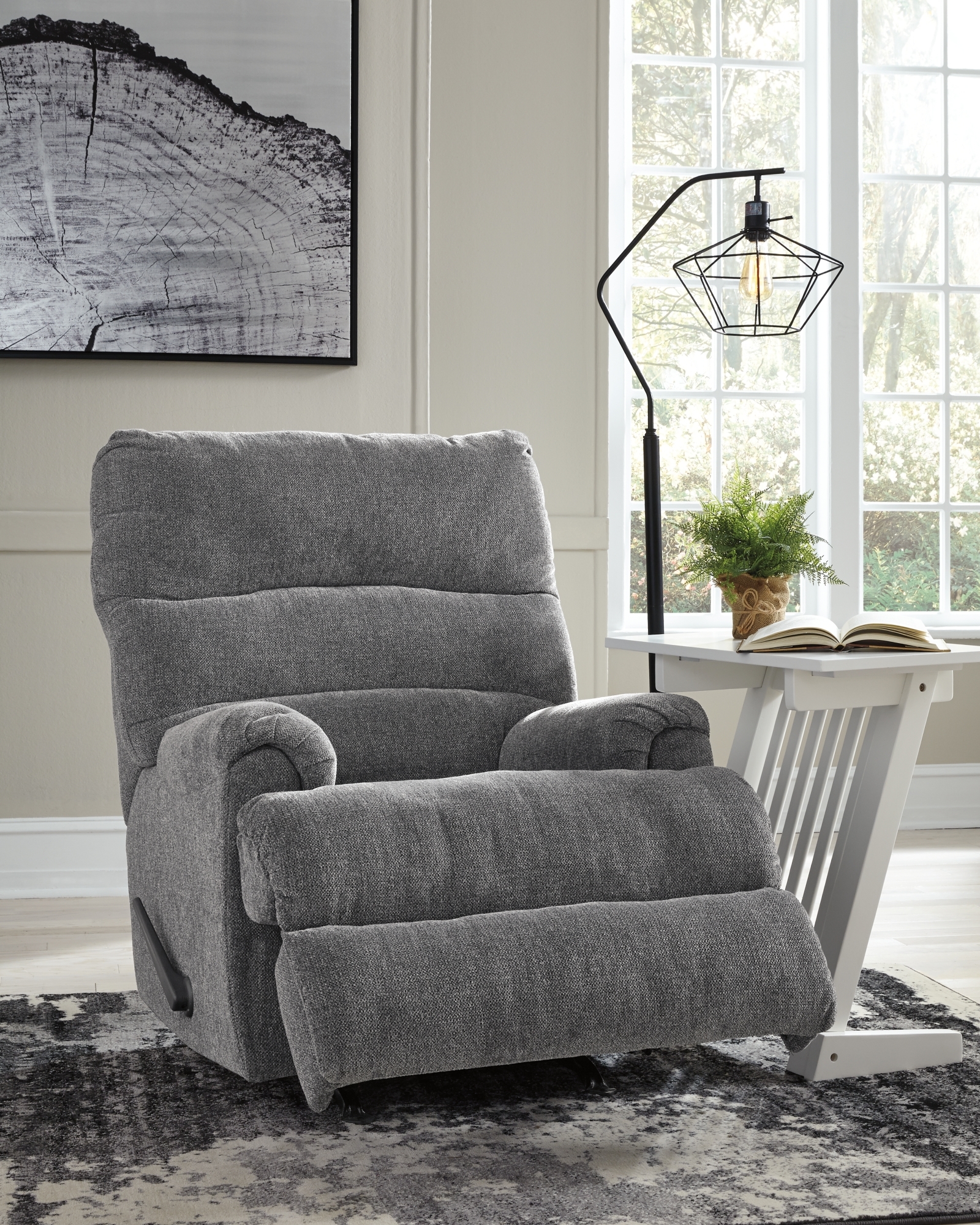 Signature Design by Ashley Man Fort Rocker Recliner