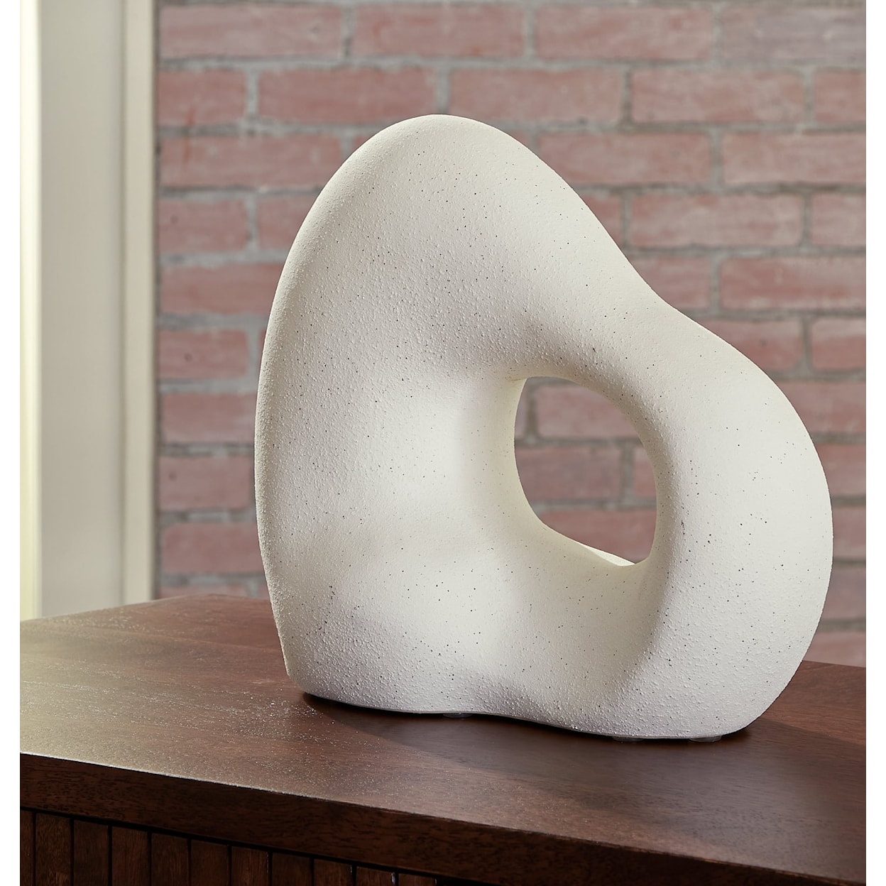 Ashley Furniture Signature Design Arthrow Sculpture