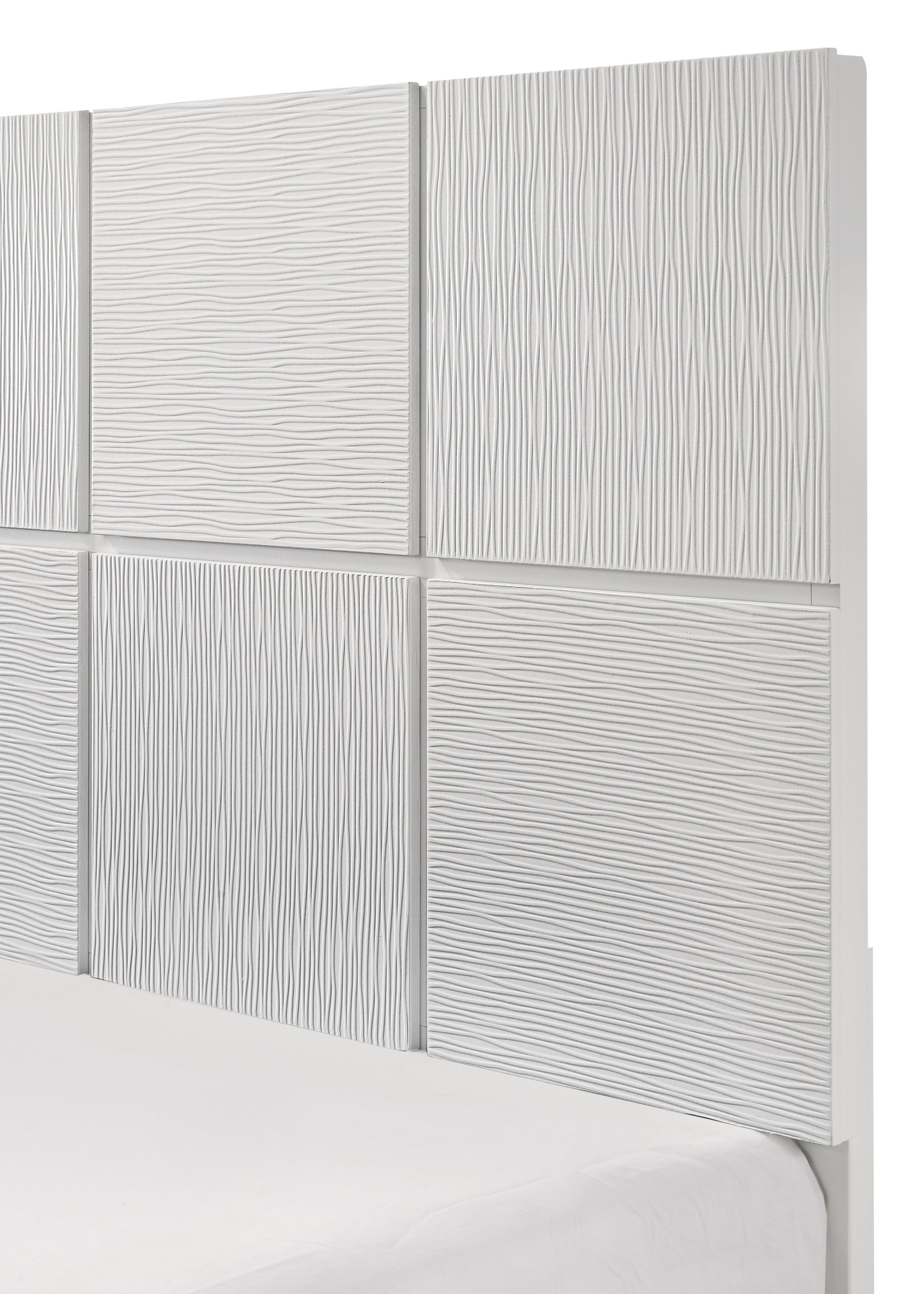 Crown Mark Denker Queen Panel Bed - White