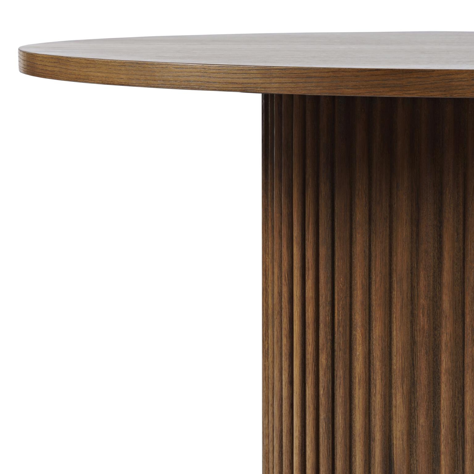 Jofran Ellington Round Dining Table