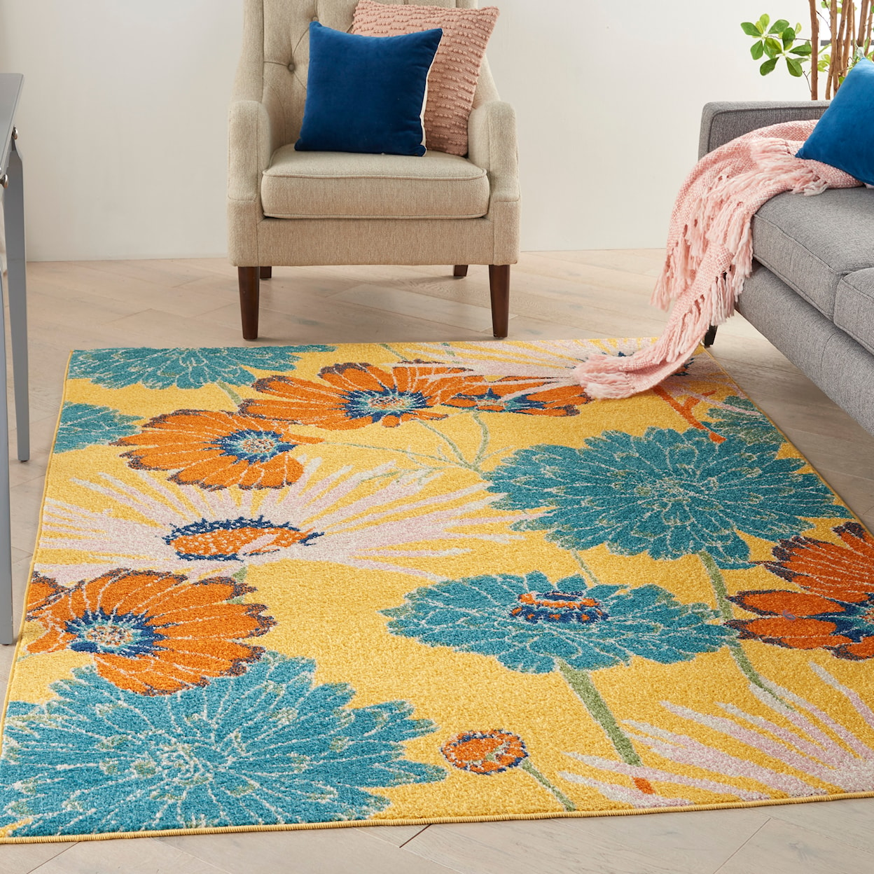 Nourison Allur 4' x 6'  Rug