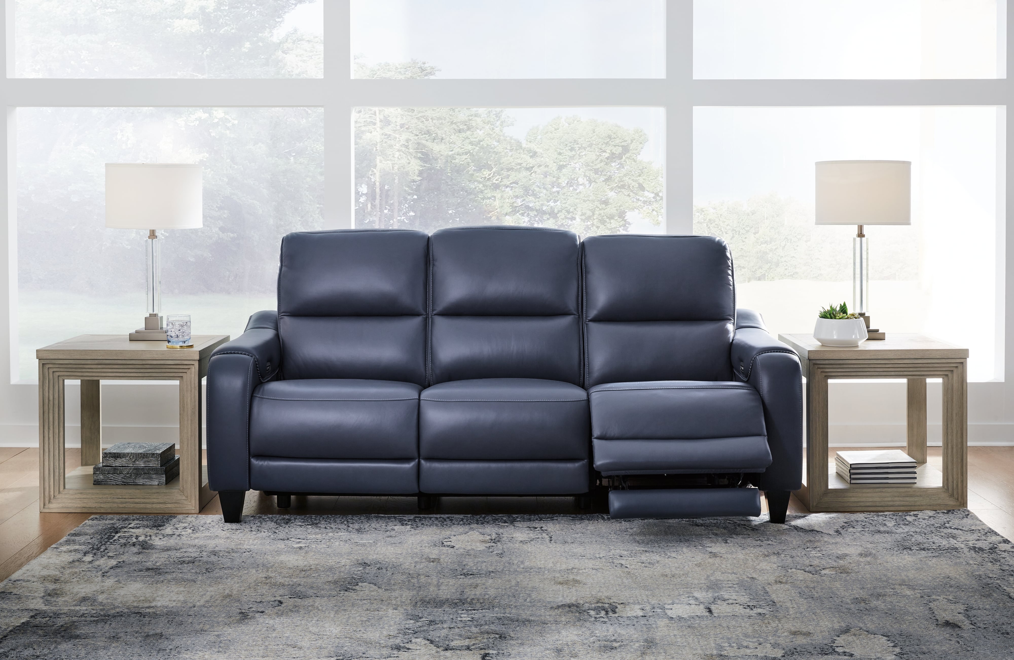 Pwr Rec Sofa With Adj Headrest