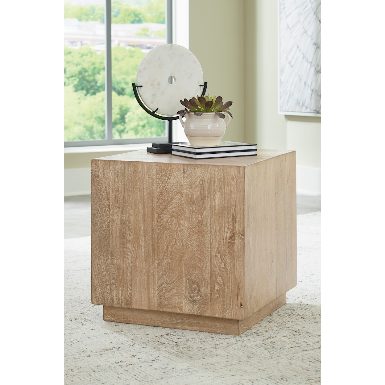 Signature Design by Ashley Furniture Belenburg Accent Table