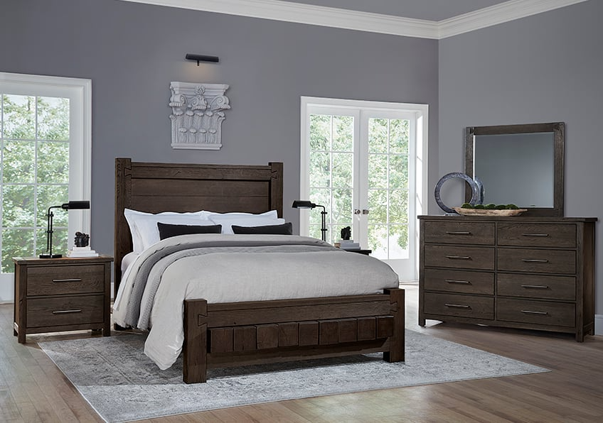 Vaughan Bassett Dovetail King Panel Bed
