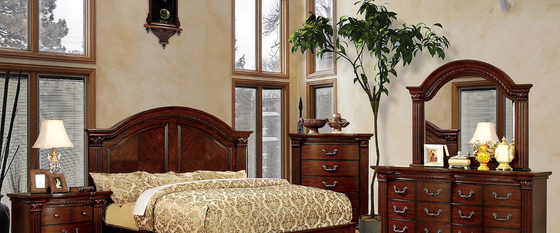 Traditional 4 Piece Queen Bedroom Set