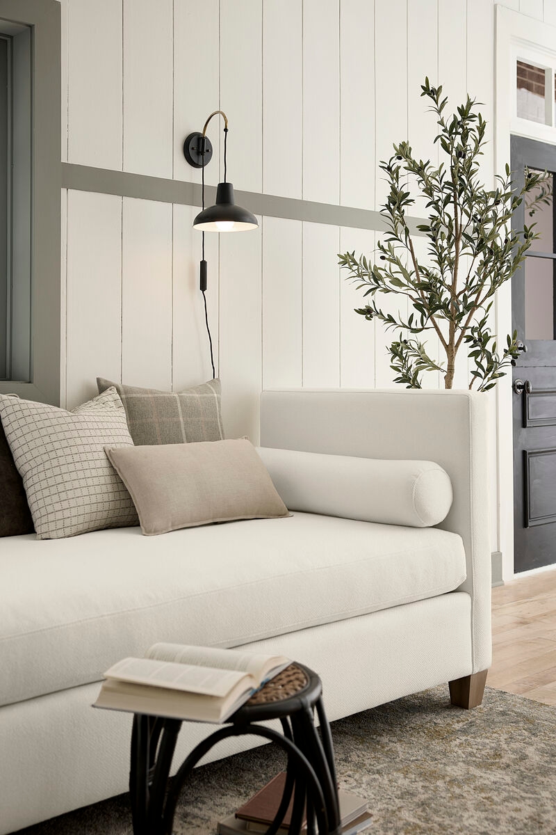 Vaughan-Bassett Tide & Timber Customizable Daybed