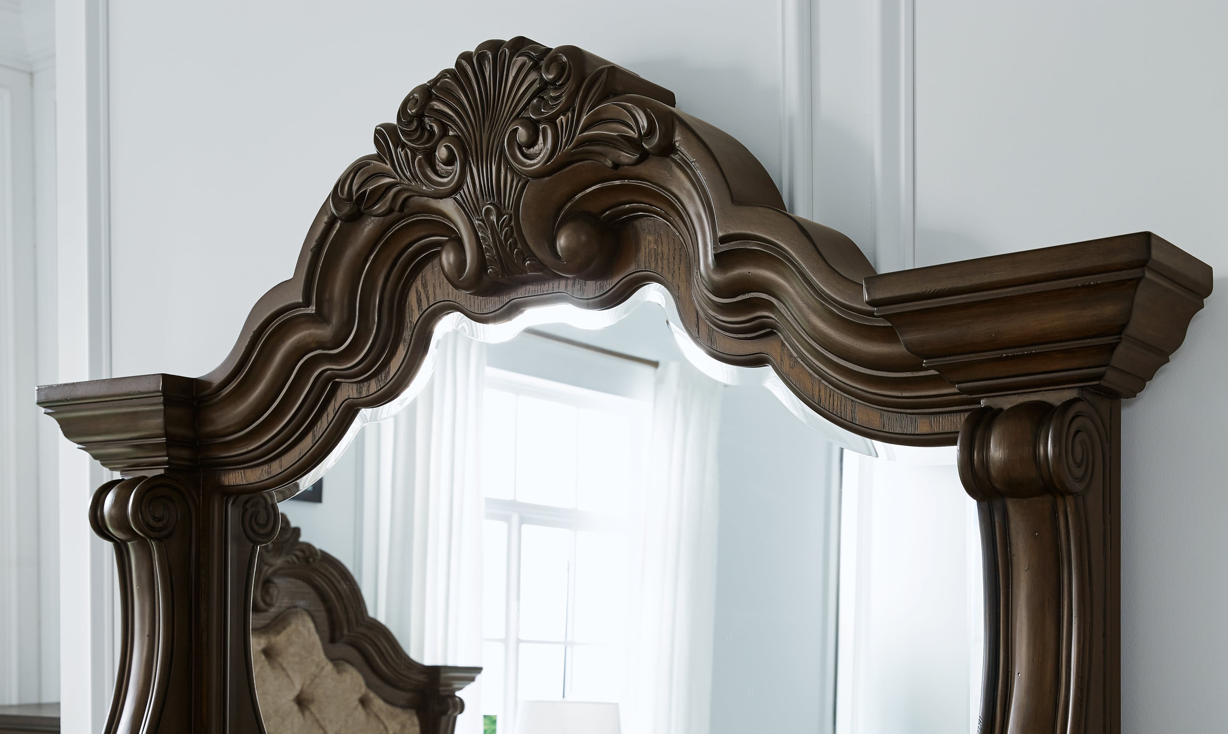 Signature Design by Ashley Maylee Dresser And Mirror
