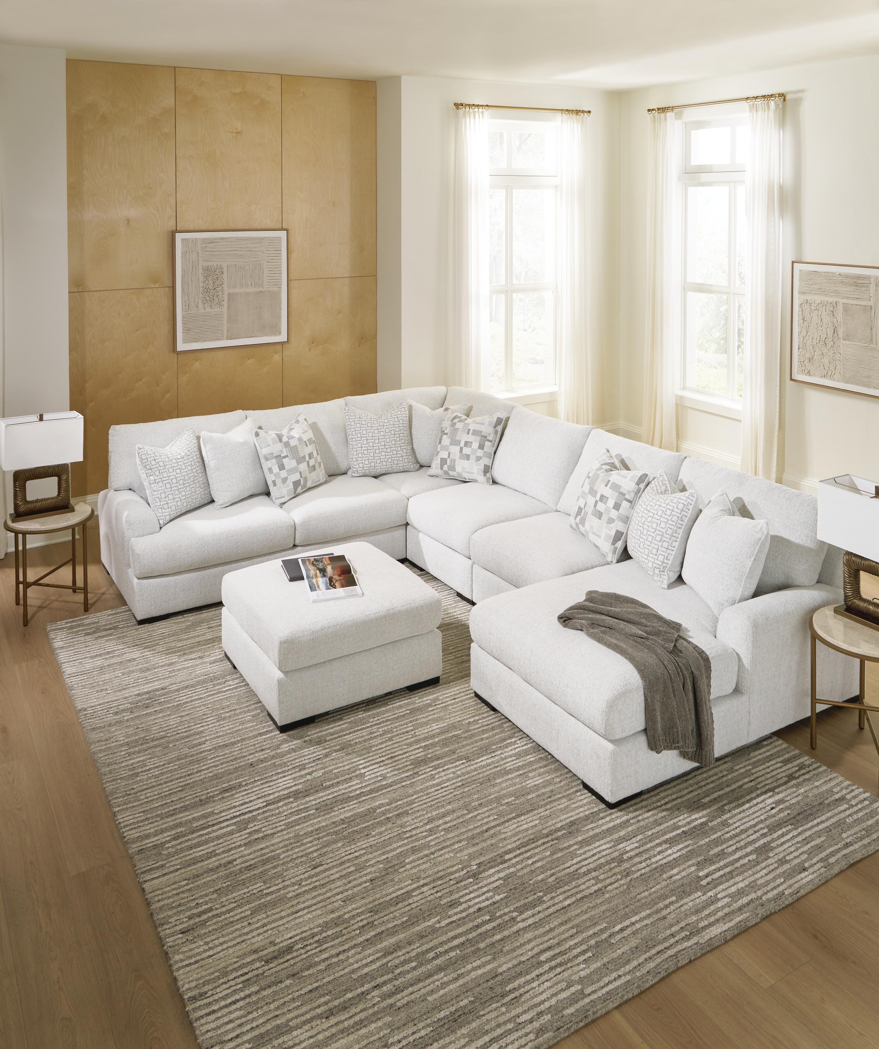 Signature Design by Ashley Misty-Lakes 5-piece Sectional With Chaise