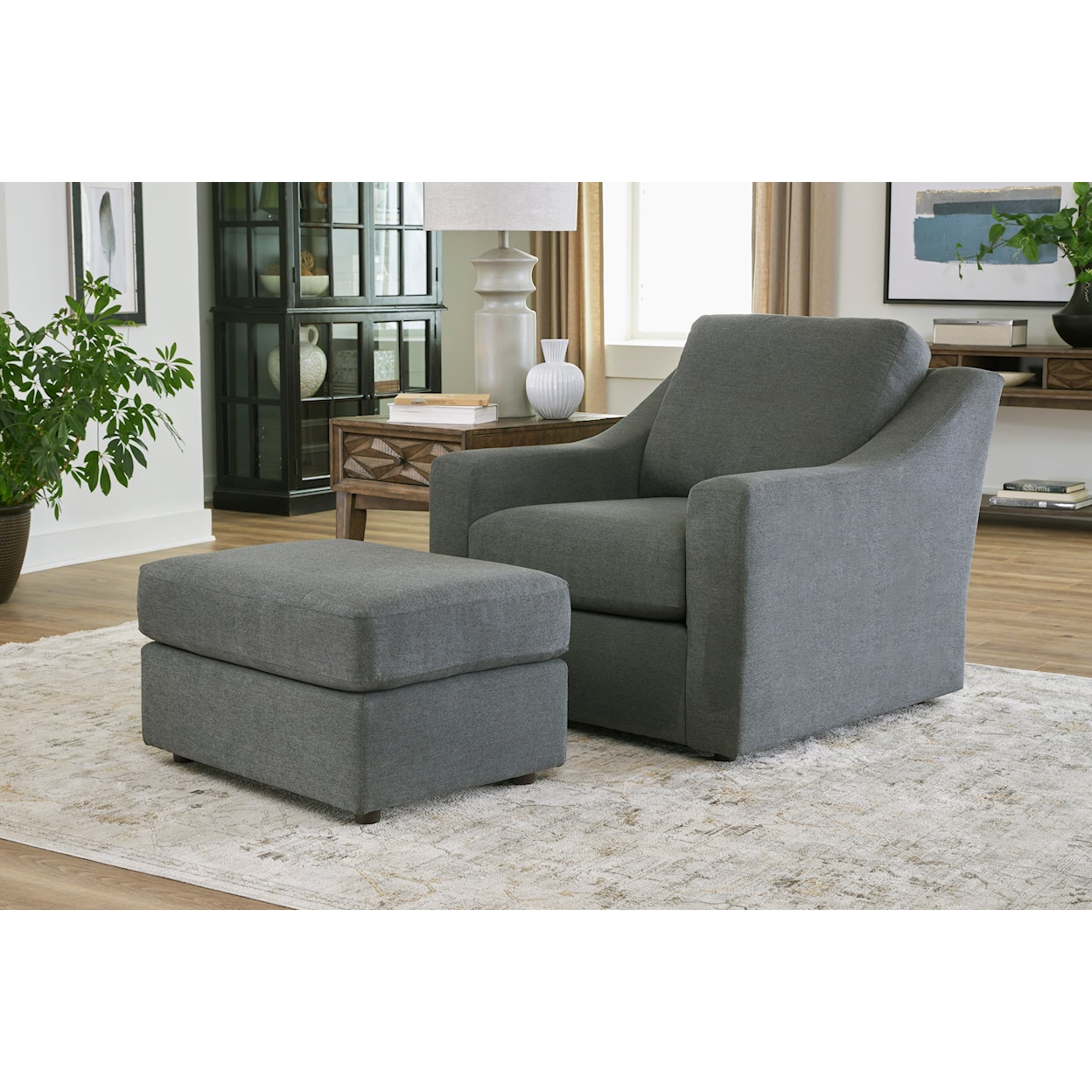 Best Home Furnishings Caverra Chair