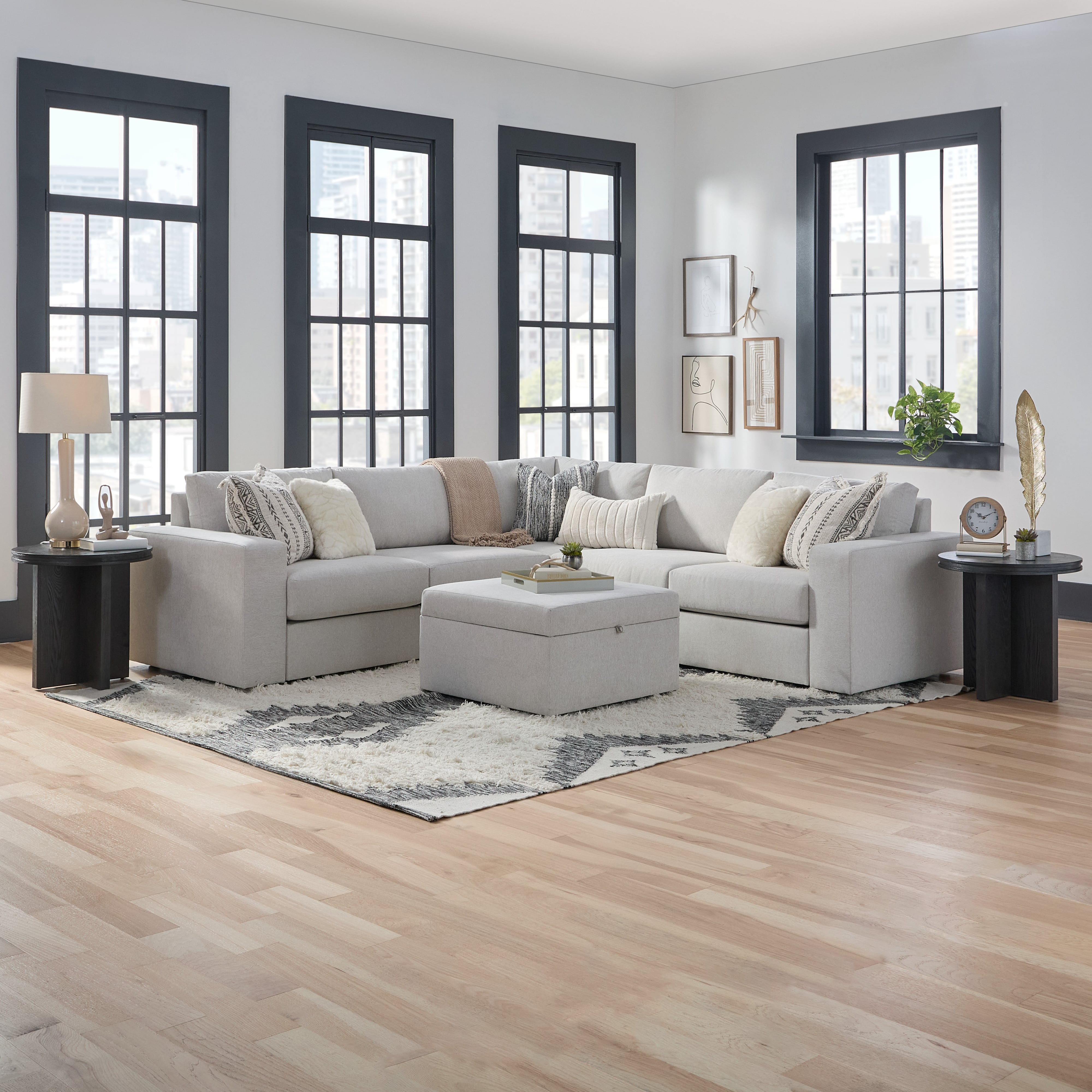 Flexsteel Flex 5-Seat Sectional Sofa and Storage Ottoman