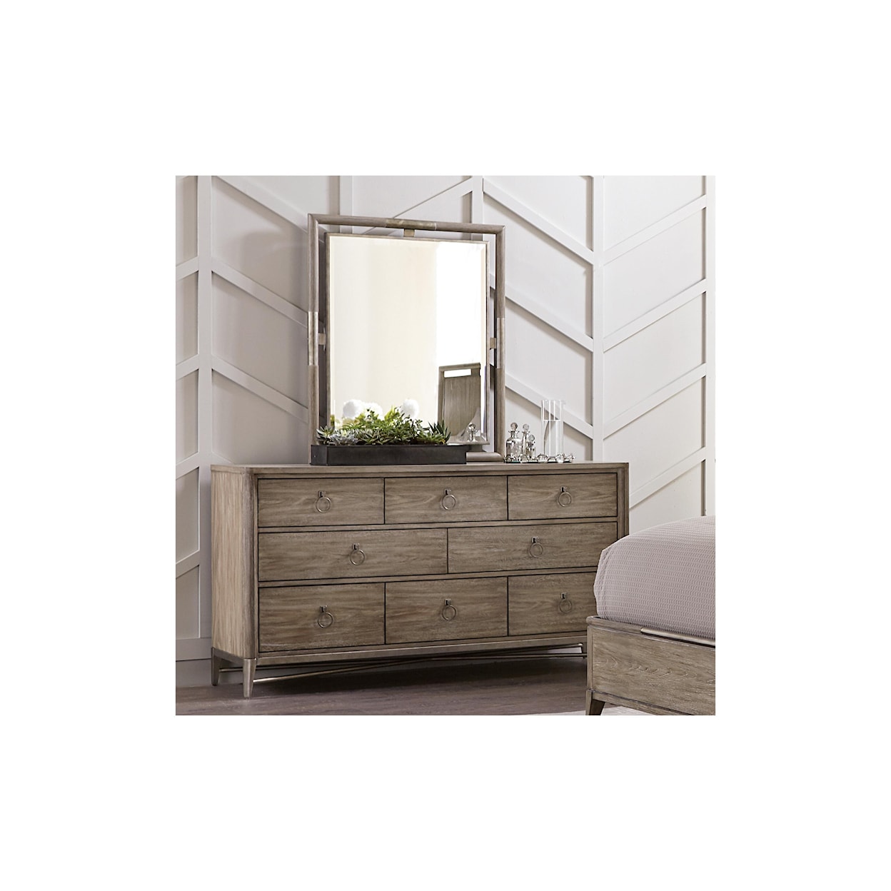 Carolina River Sophie 8-Drawer Dresser