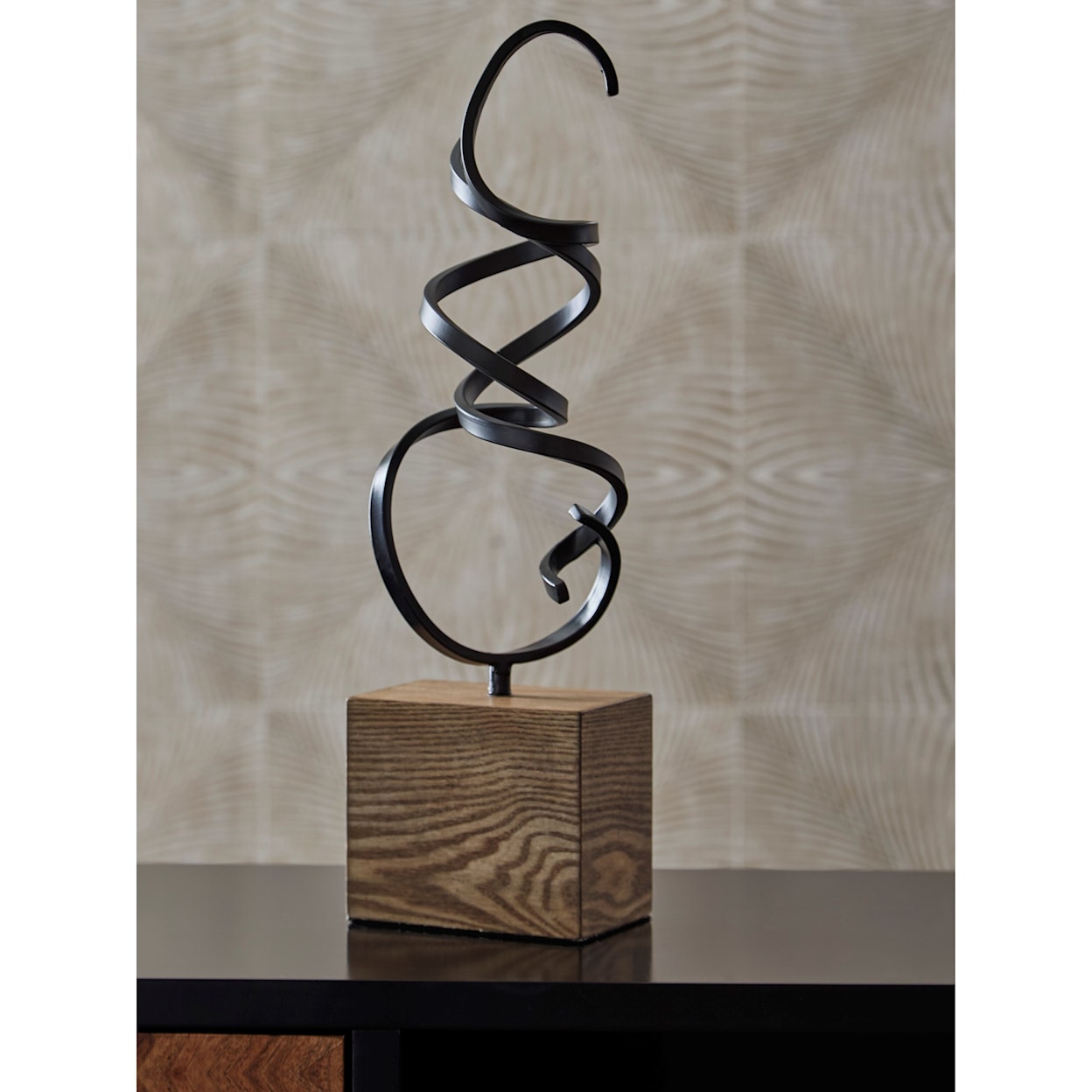 Ashley Signature Design Accents Ruthland Black/Brown Sculpture
