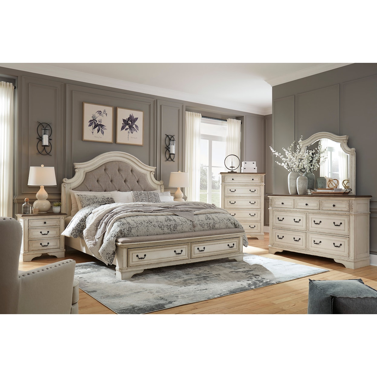 Michael Alan Select Realyn King Upholstered Storage Bed