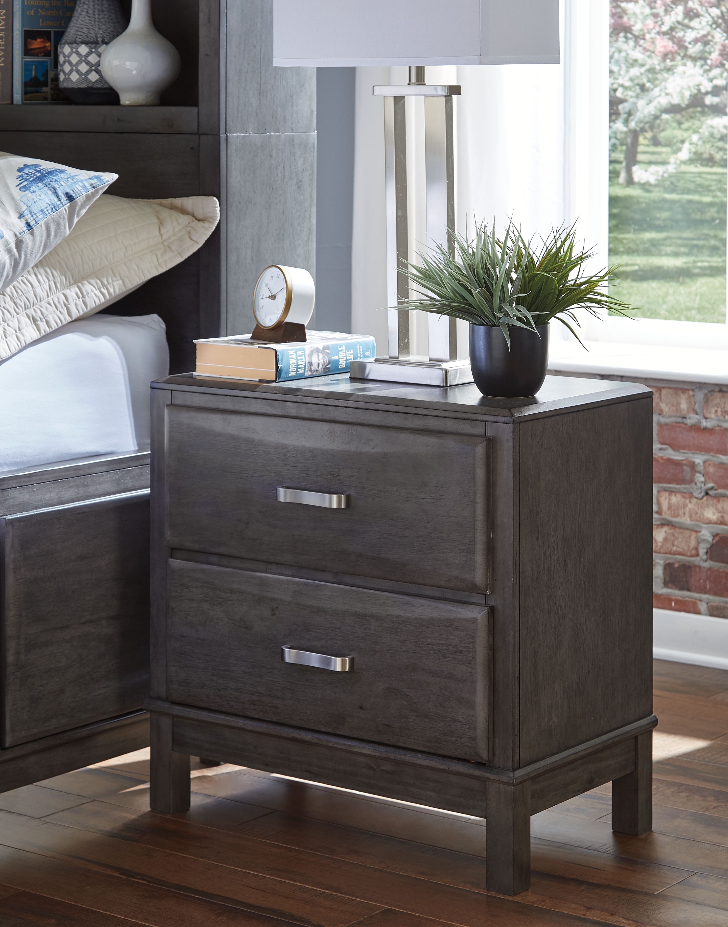 2-Drawer Nightstand