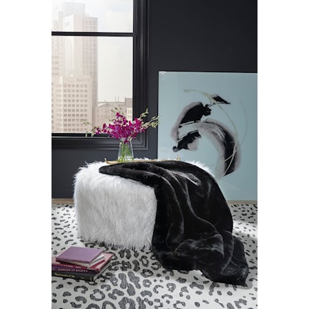 Gariland Black Faux Fur Throw