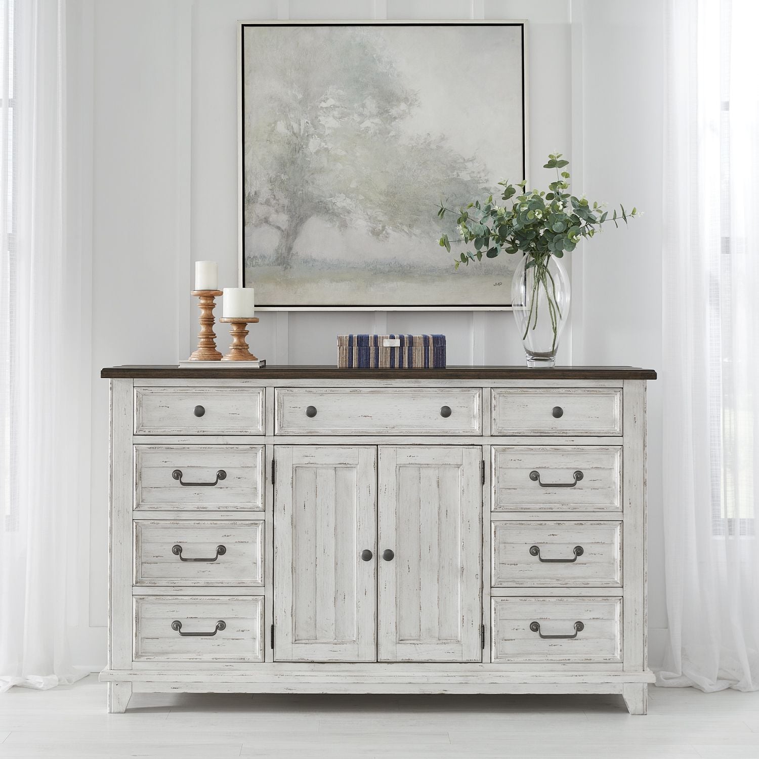 Liberty Furniture River Place 9-Drawer Dresser