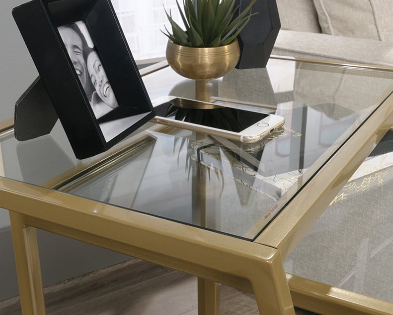 International Lux Nesting Tables