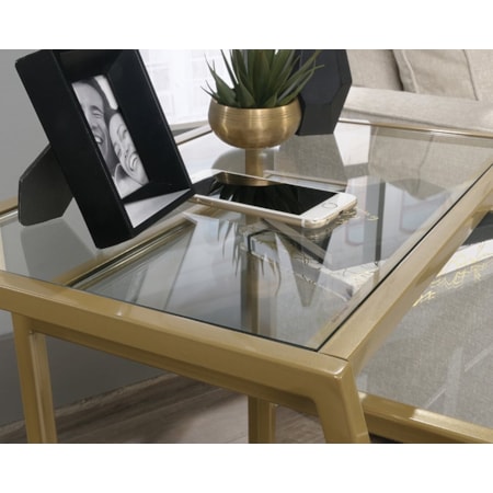 International Lux Nesting Tables