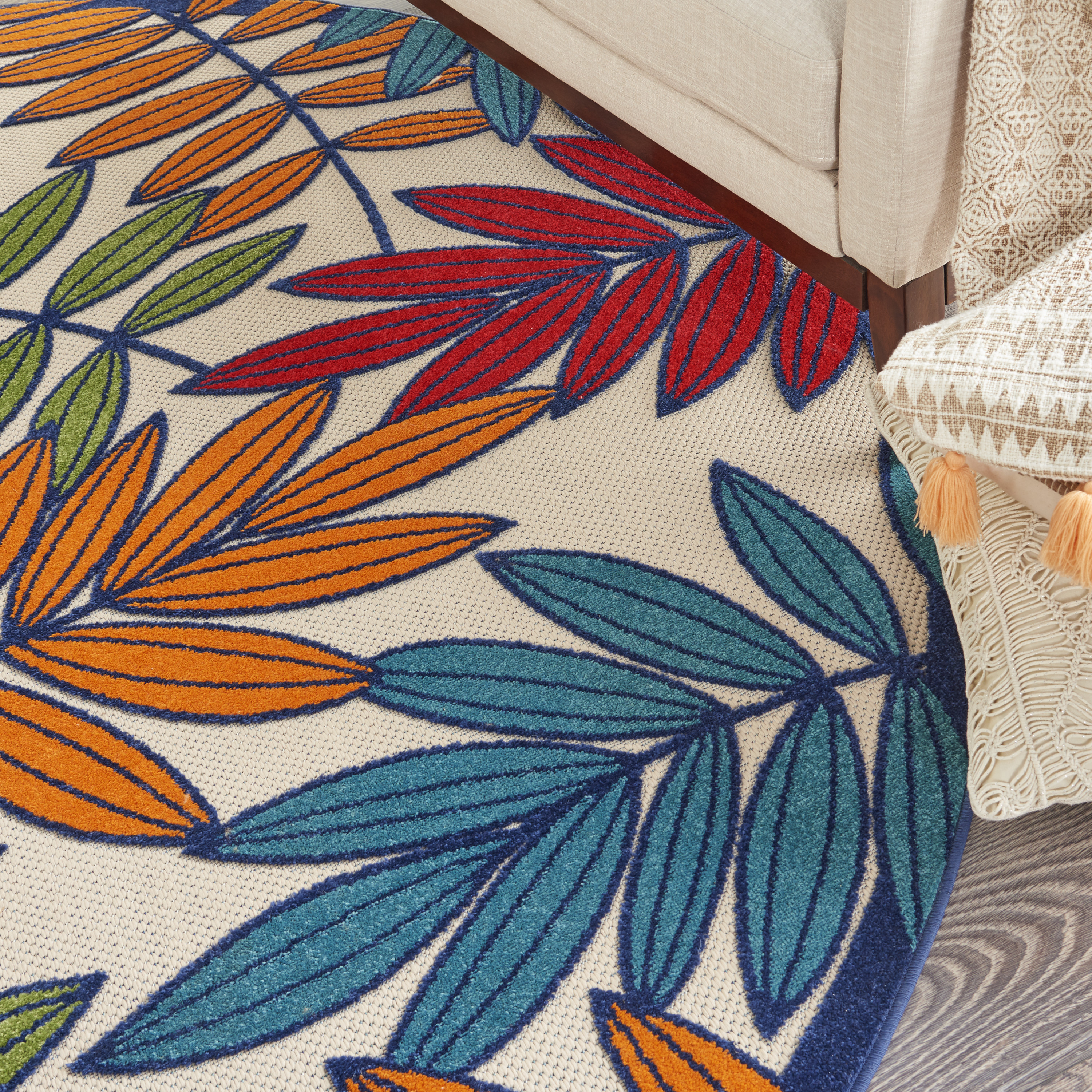 Nourison Aloha 7'10" Round  Rug