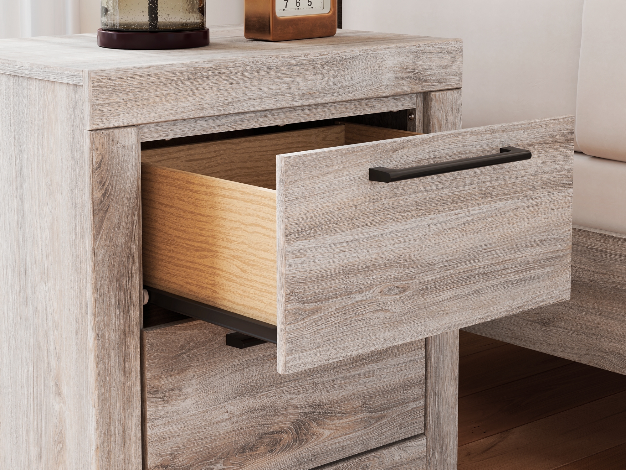 Signature Design by Ashley Broachmyn 2-Drawer Nightstand