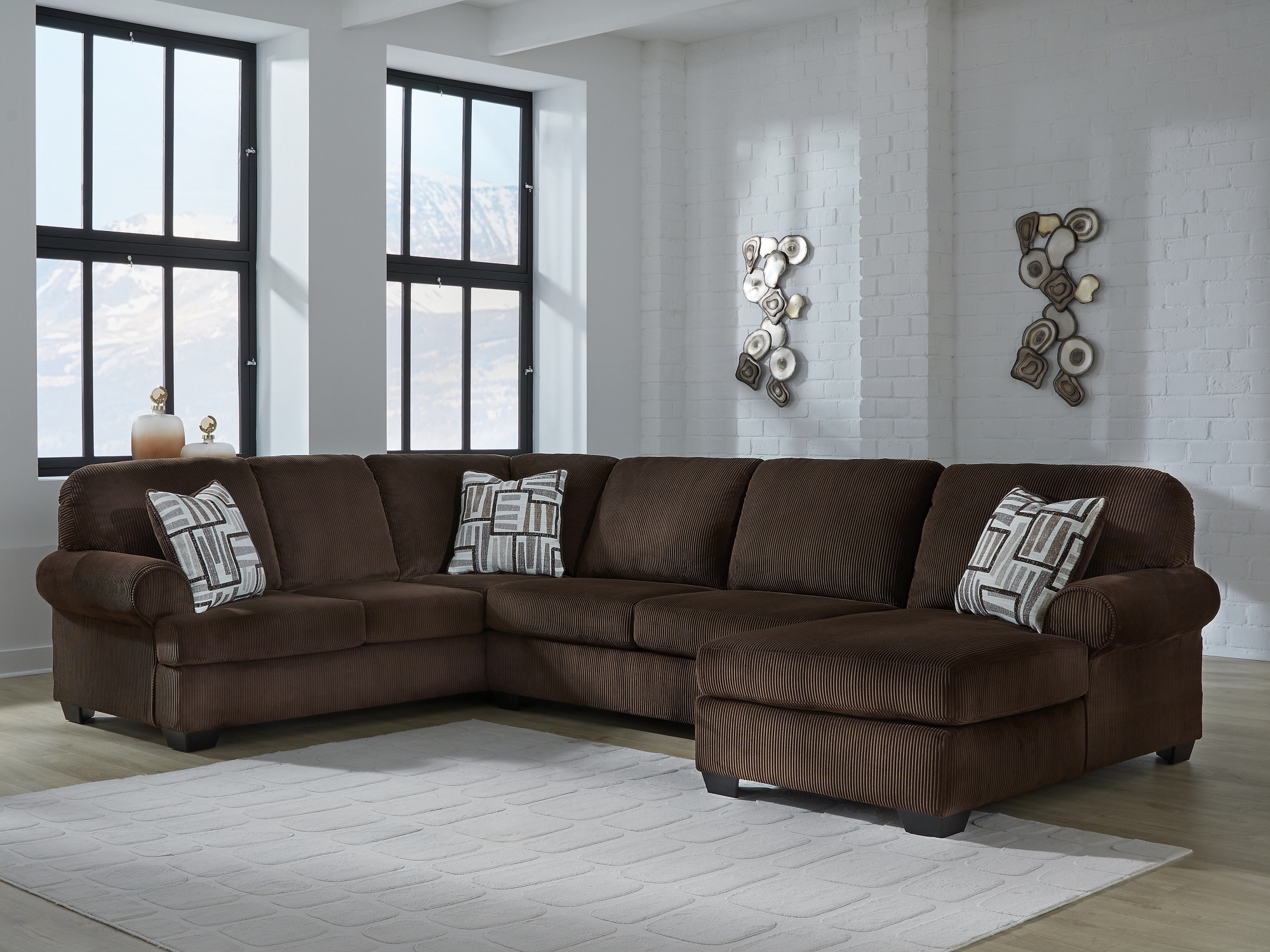 Sectional With Chaise