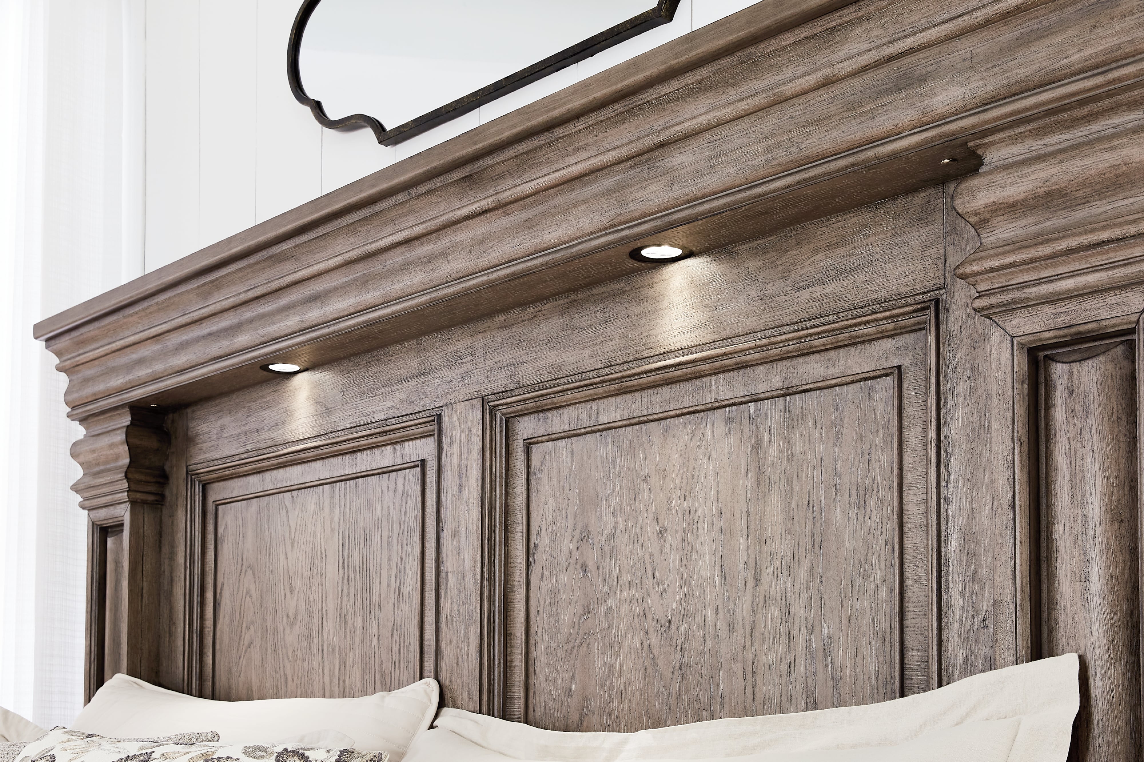 Signature Design by Ashley Blairhurst King Panel Bed