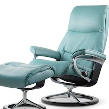 Large Reclining Chair with Signature Base