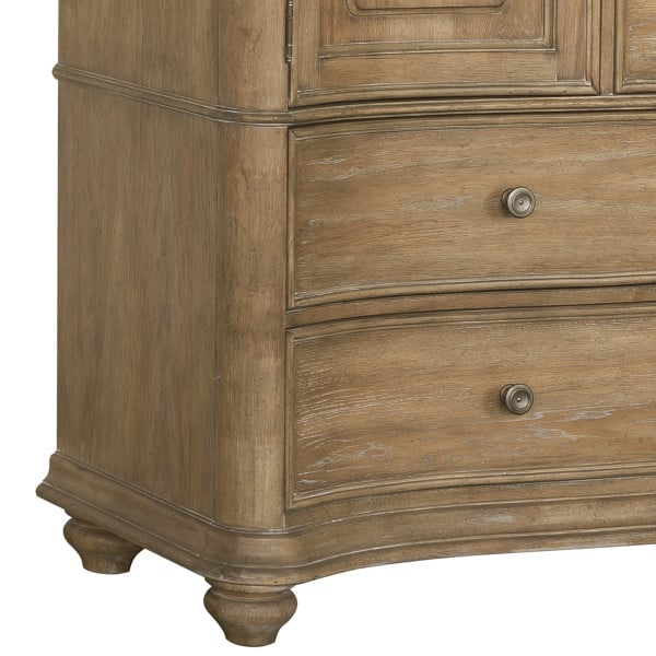 Pulaski Furniture Weston Hills 10-Drawer Chest with Doors