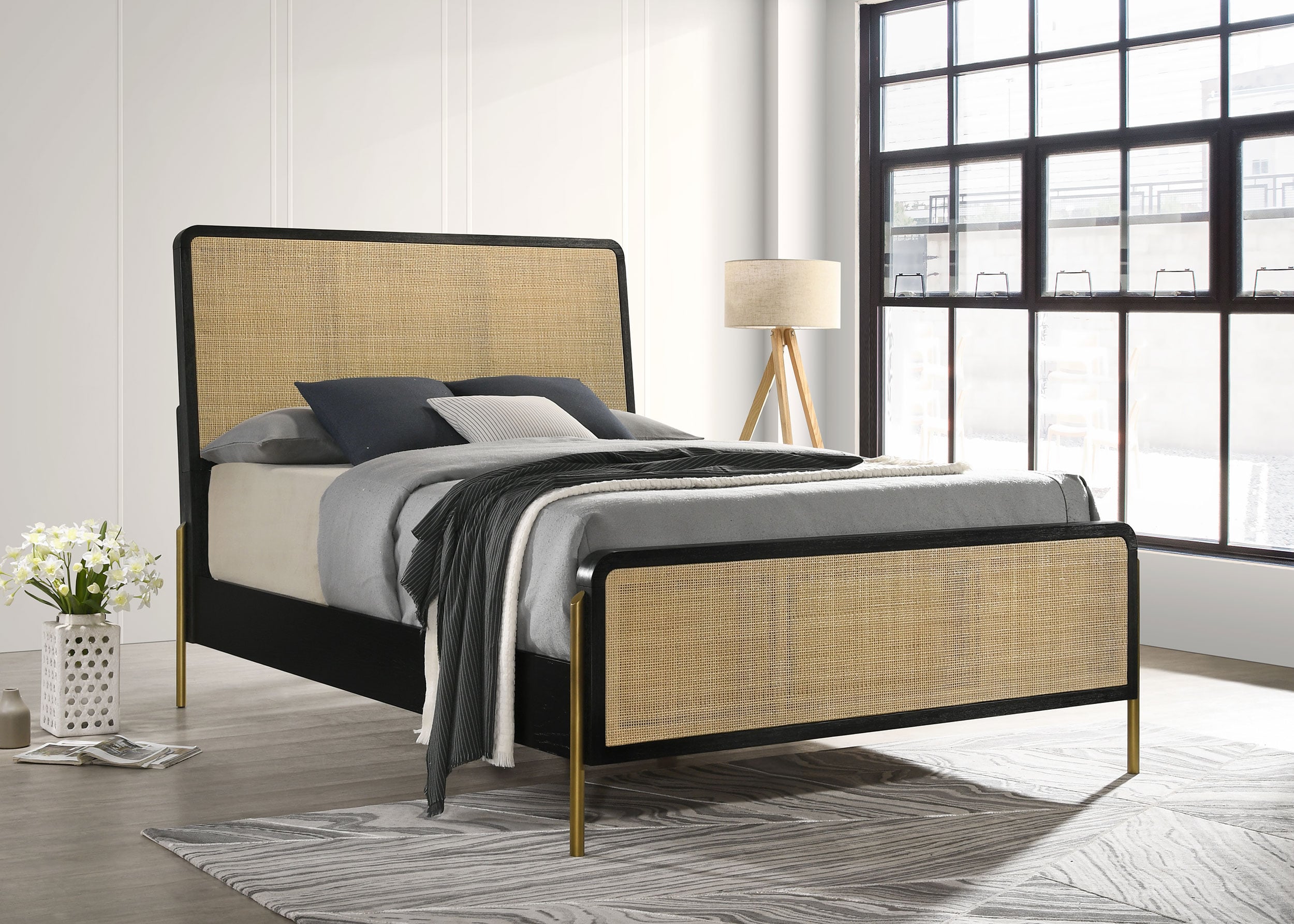 Coaster Arini Rattan King Panel Bed