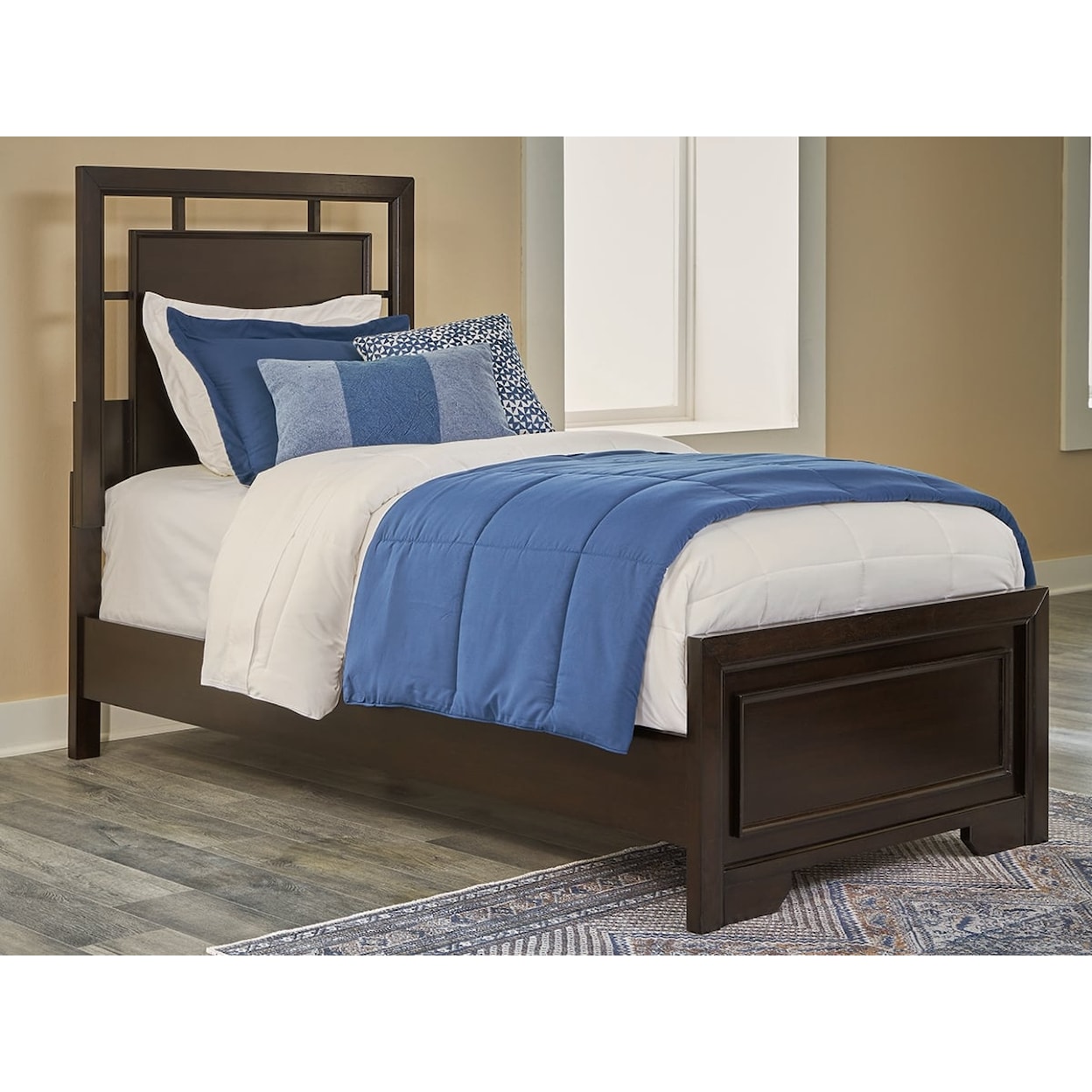 Signature Design by Ashley Covetown Twin Panel Bed