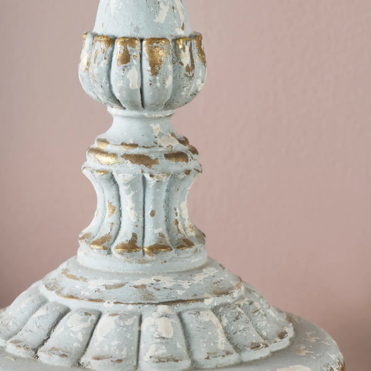 Avignon Old World Carved Finial