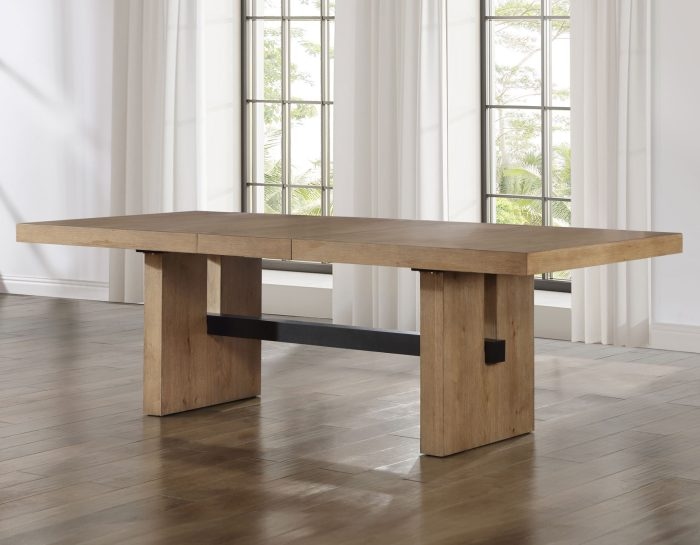 Steve Silver Aubrey Dining Table
