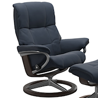 Medium Reclining Chair with Signature Base