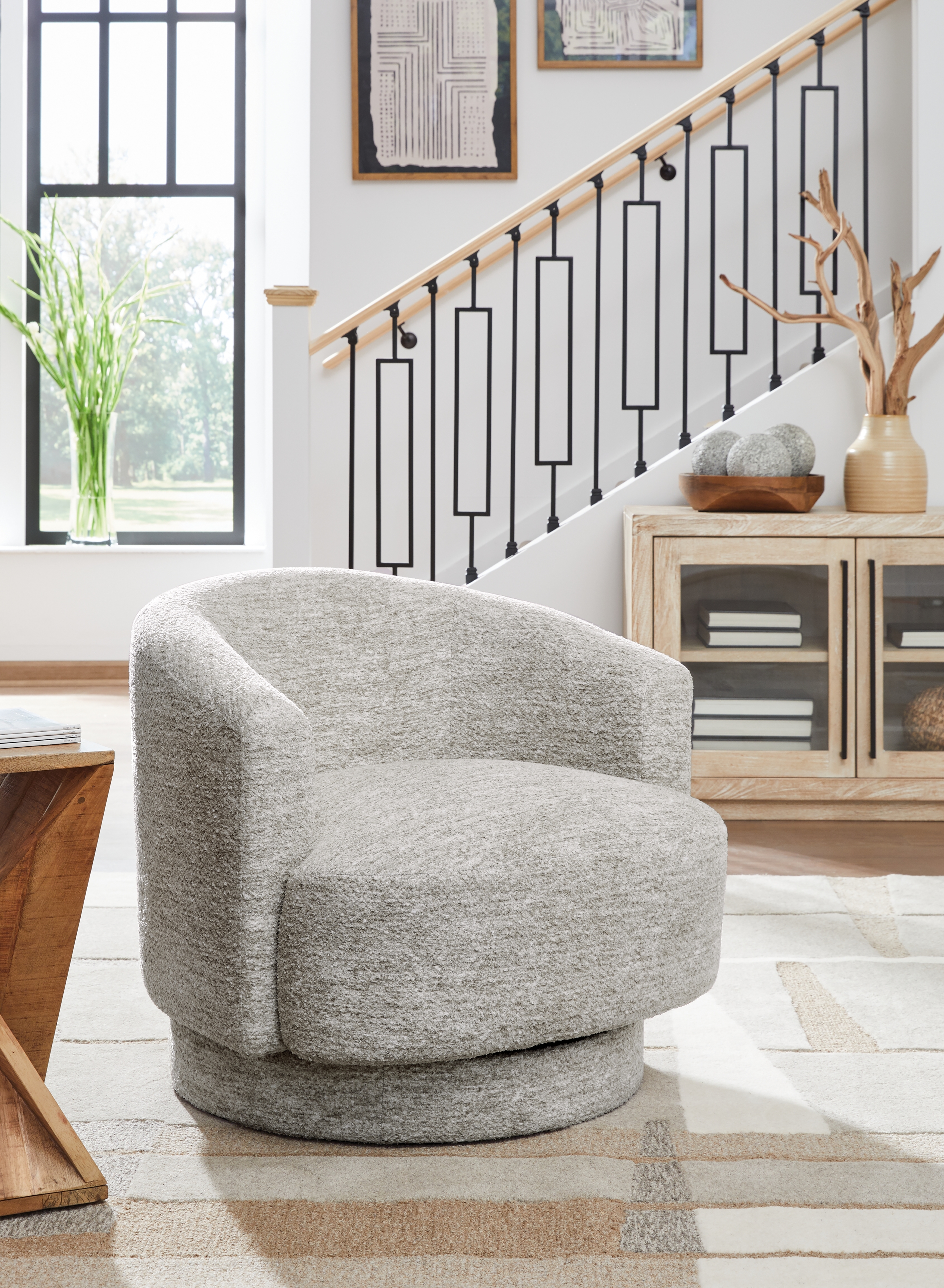 Swivel Accent Chair
