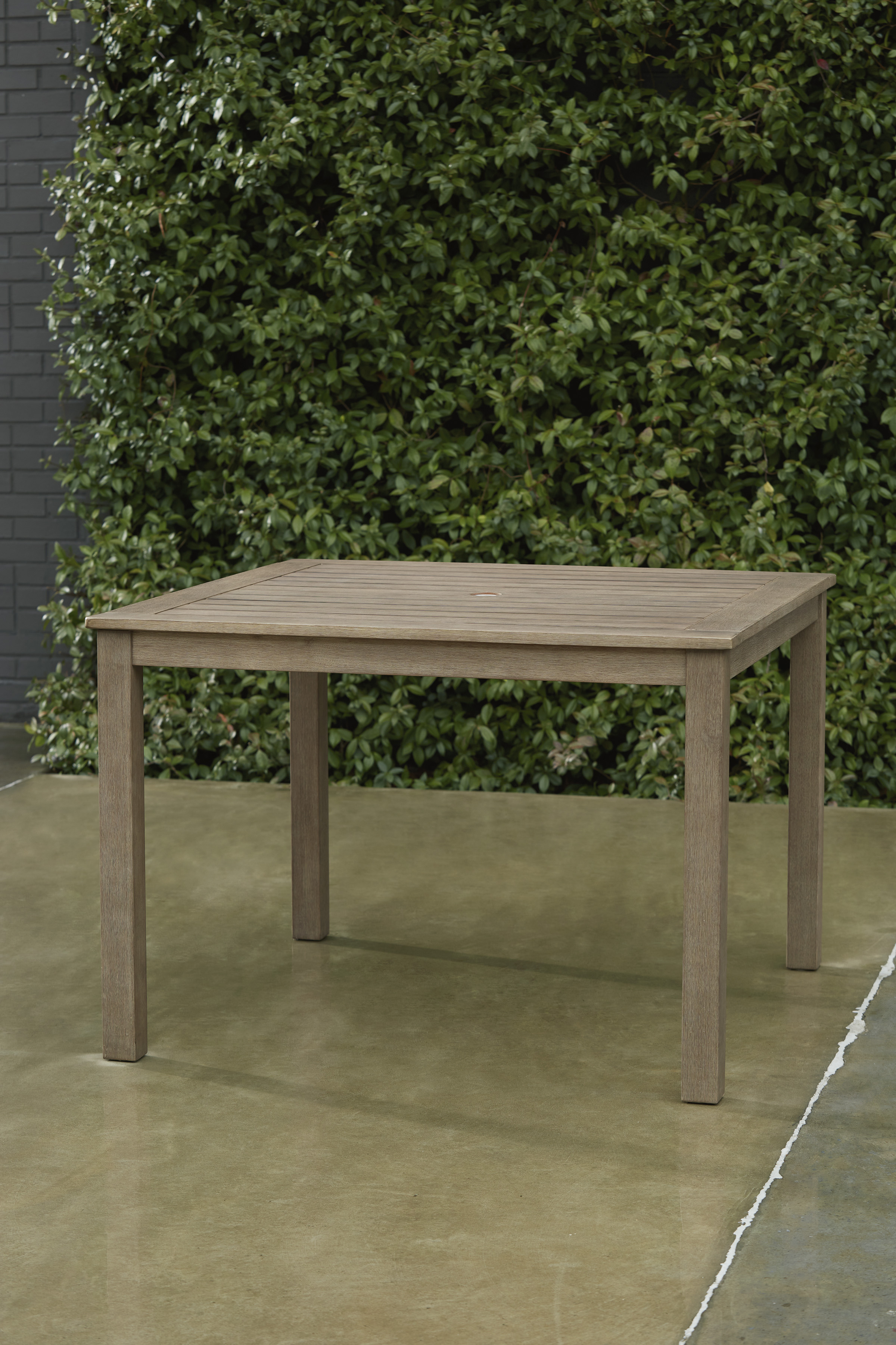 Outdoor Dining Table
