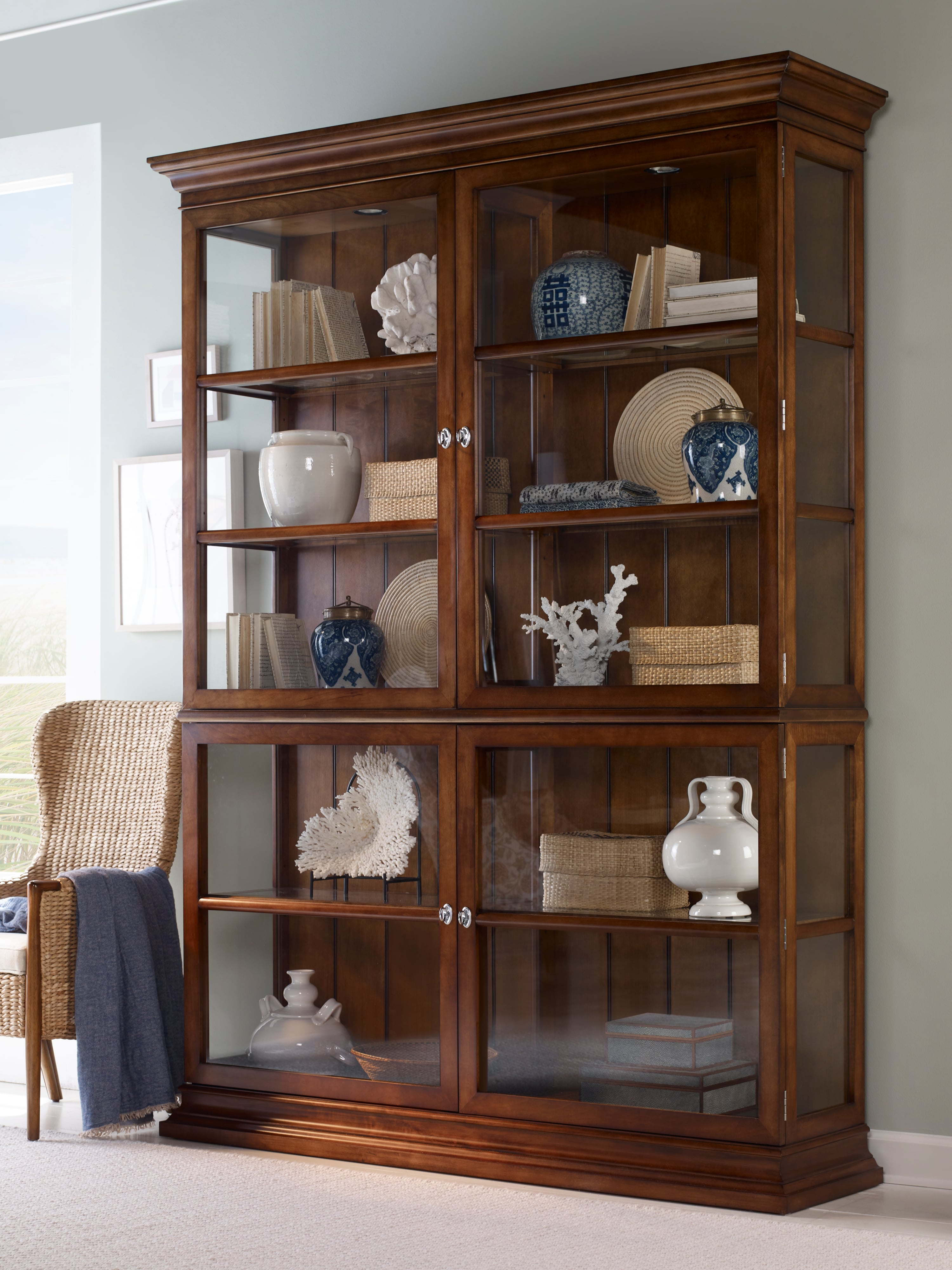 New Traditional Display Cabinet