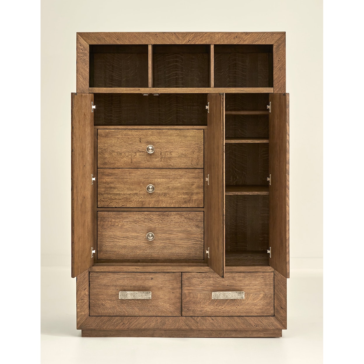 The Preserve Sugarland Gentleman's Chest