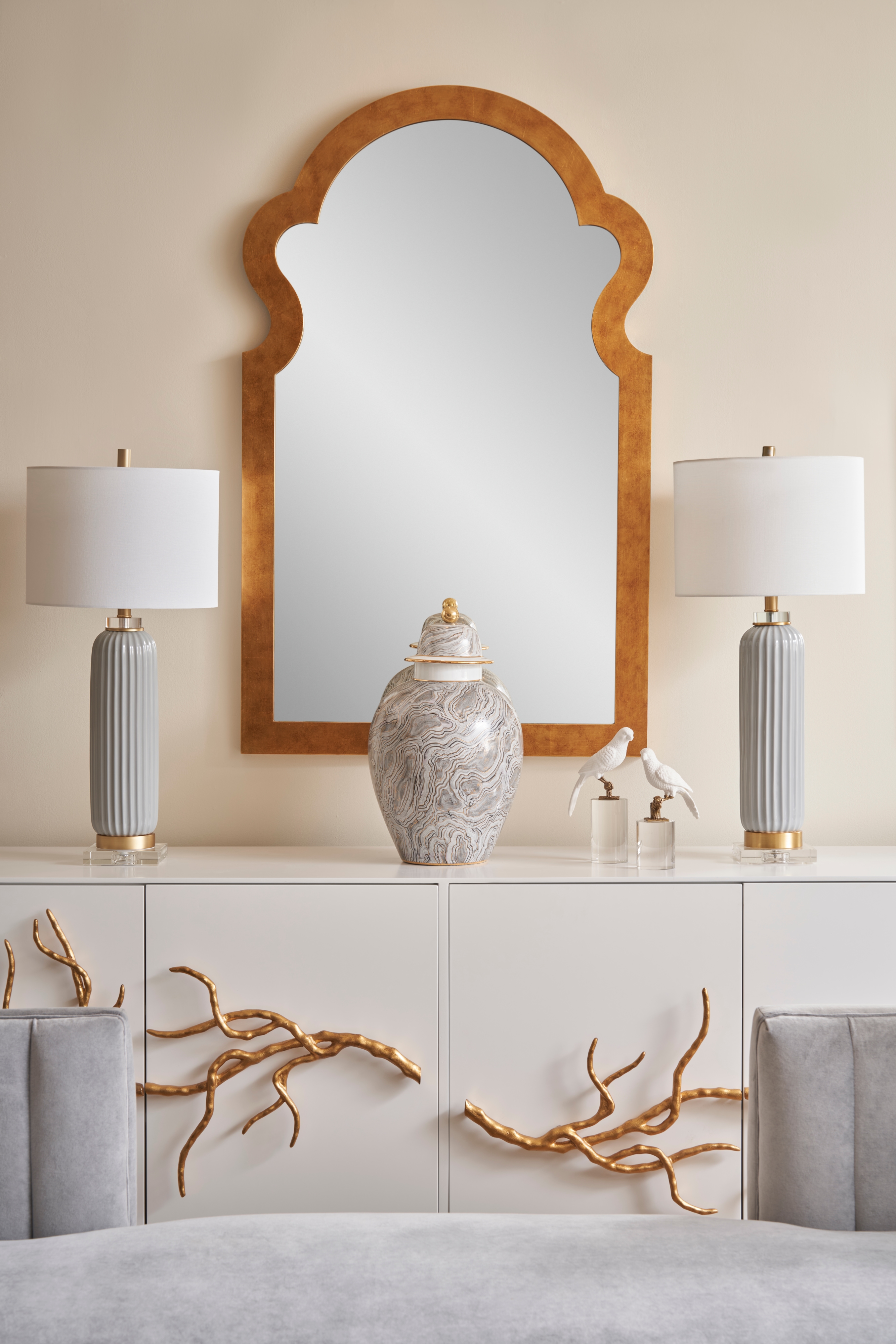 Chelsea House Chelsea House Misc Parrot On Crystal - Round (Lg)