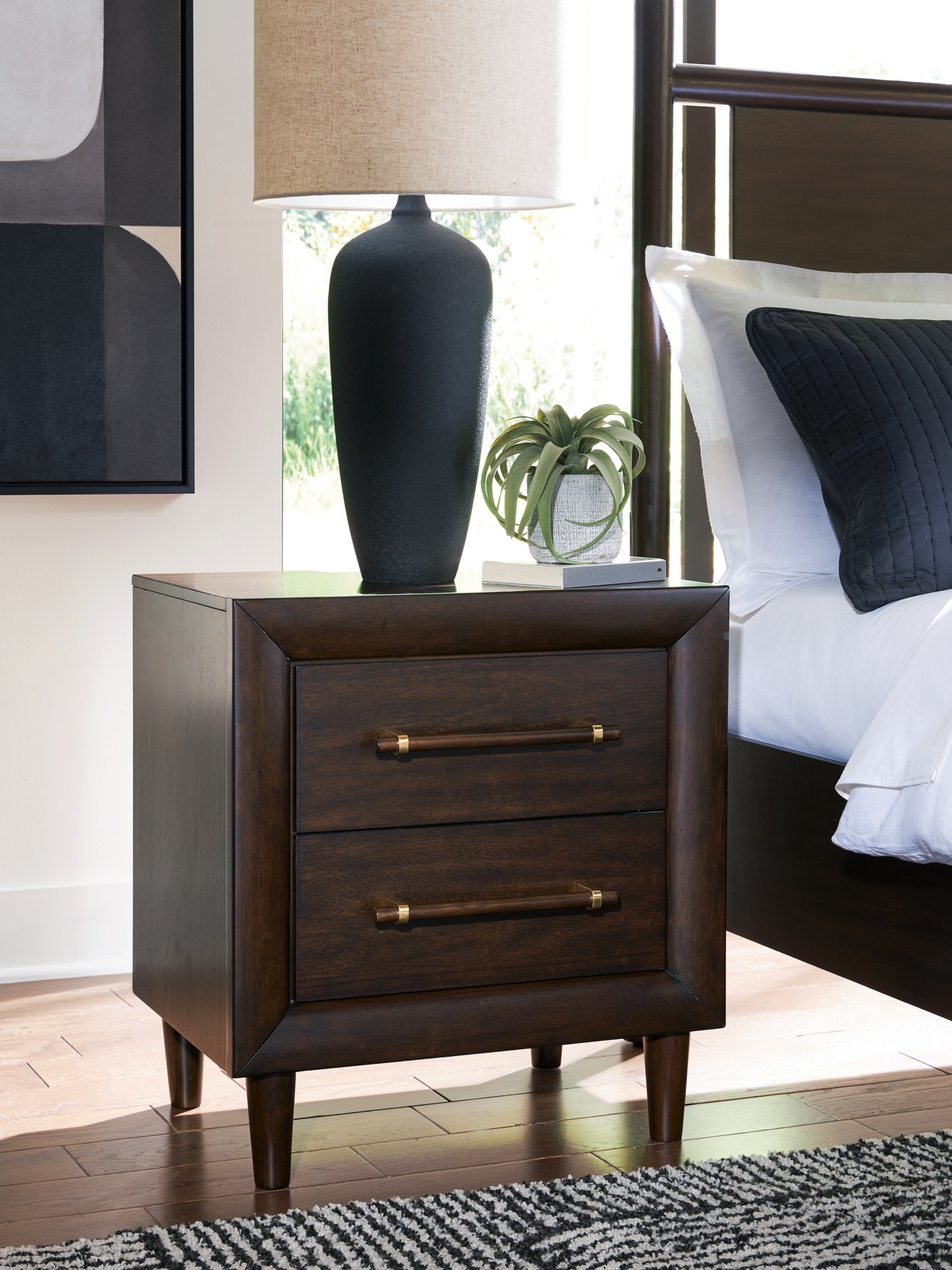 2-drawer Nightstand
