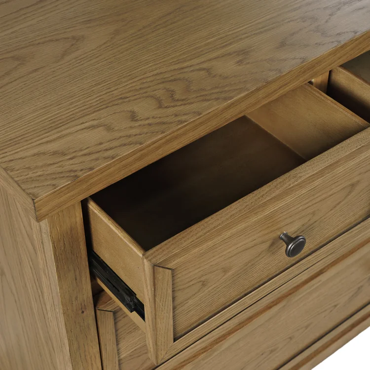 Jofran Brentwood 7-Drawer Dresser