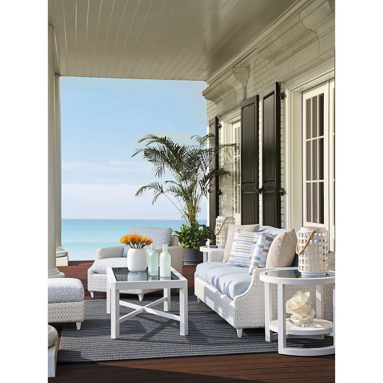 Tommy Bahama Outdoor Living Ocean Breeze Promenade Outdoor Sofa